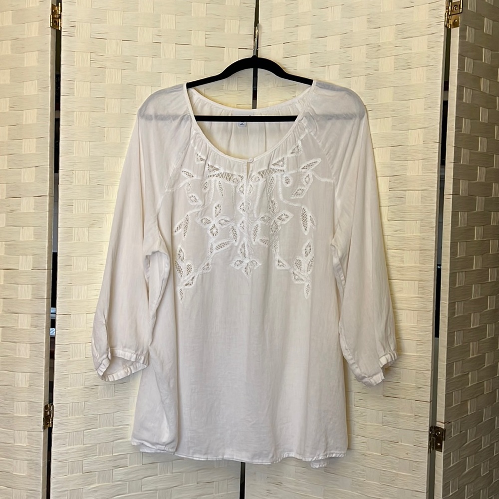J.Jill white cotton tunic with lace details!